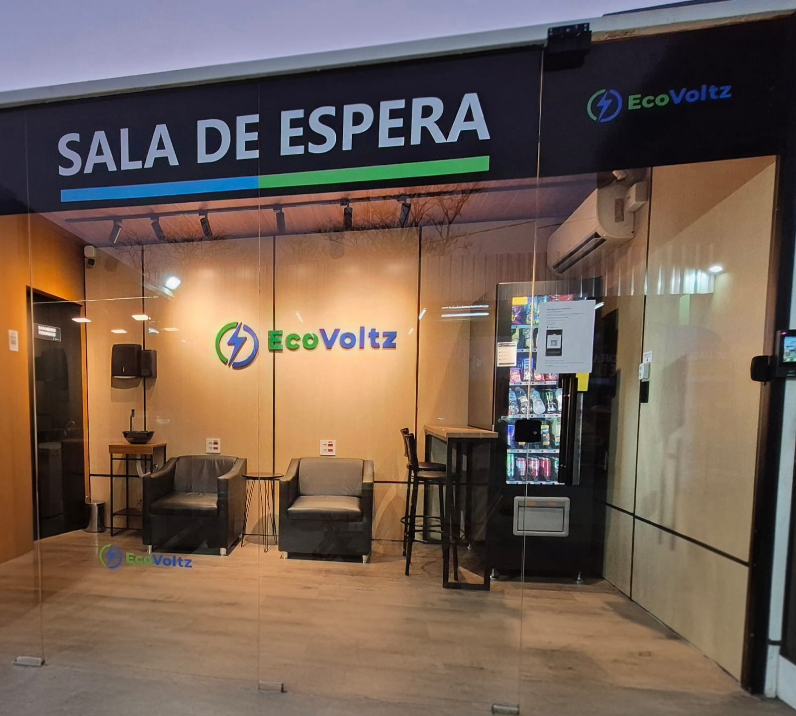 Sala de espera EcoVoltz Station